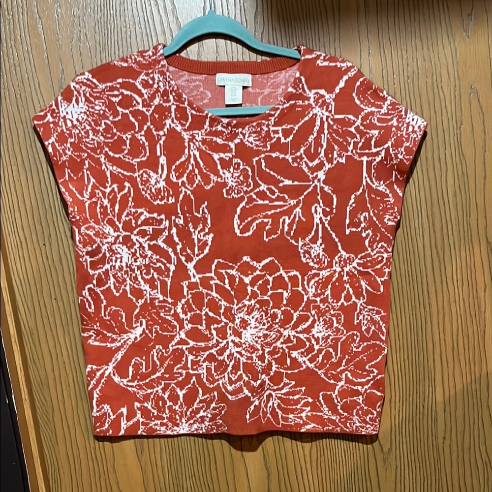 Cynthia Rowley burnt orange and white floral sleeveless sweater, size medium
